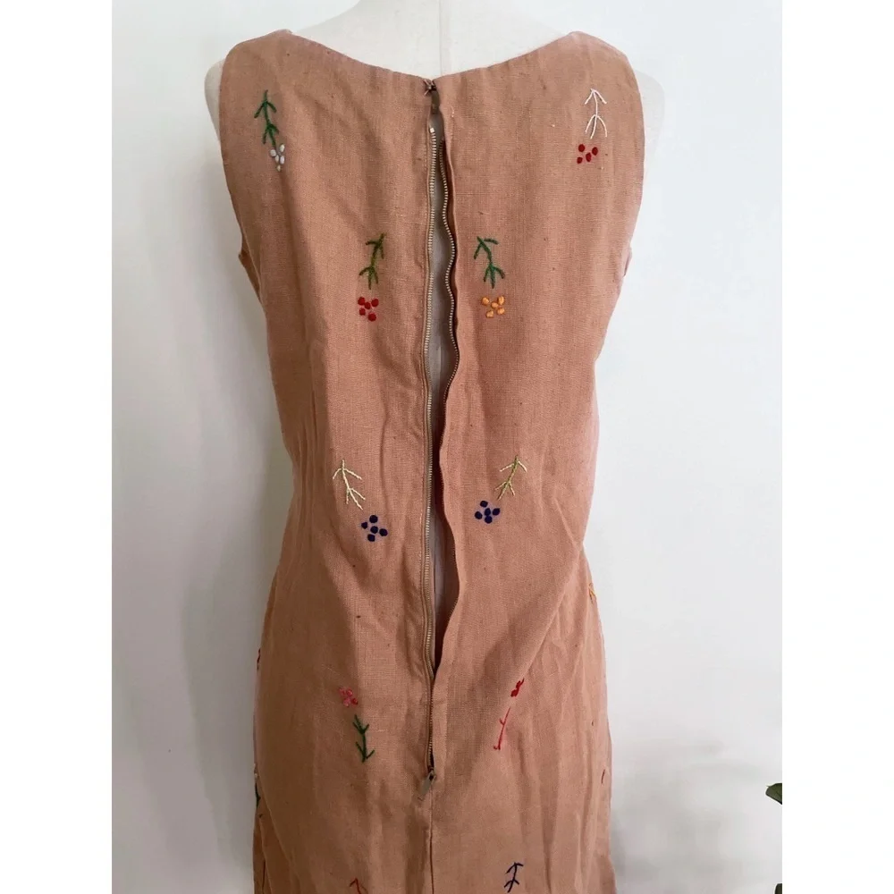 Vintage 60’s 70’s Hand Stitch Embroidery Floral Colorful Garden Sheath Tan Dress - Picture 13 of 15